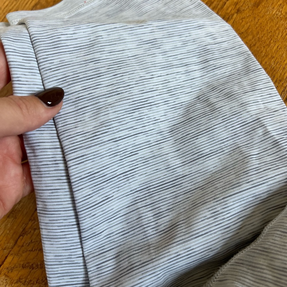 Lululemon wonder under crop
